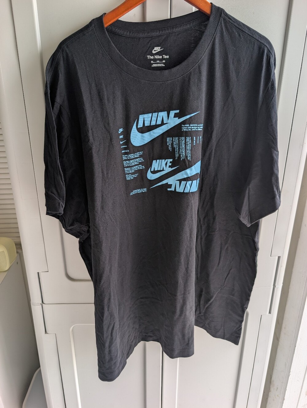 Nike Men’s Black Short Sleeve Tee with Light Blue Graphic